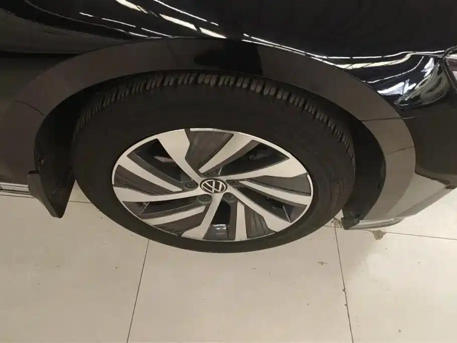 2022 Volkswagen Passat PHEV GTE Premium — миниатюра 6
