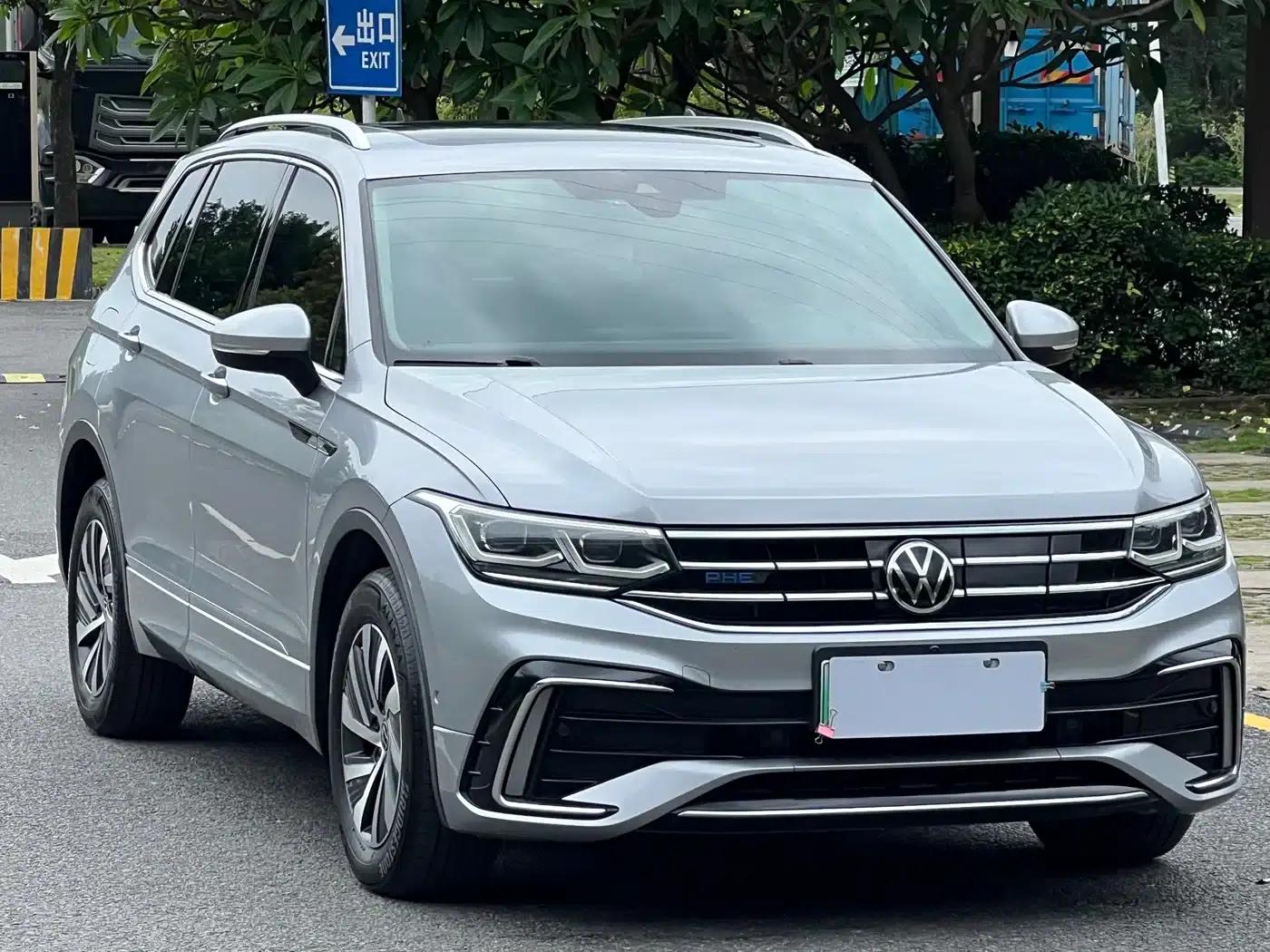 Tiguan L Plug-in Hybrid 2022 430PHEV Plug-in Hybrid Flagship Edition — миниатюра 3