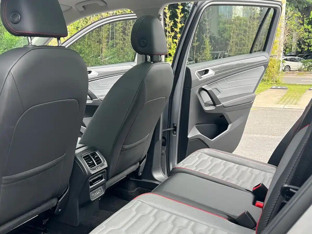 Tiguan L Plug-in Hybrid 2022 430PHEV Plug-in Hybrid Flagship Edition — миниатюра 6