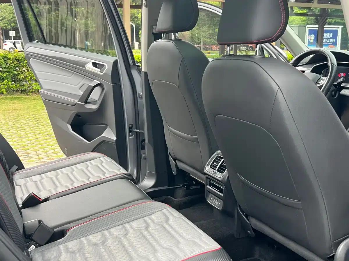 Tiguan L Plug-in Hybrid 2022 430PHEV Plug-in Hybrid Flagship Edition — миниатюра 7