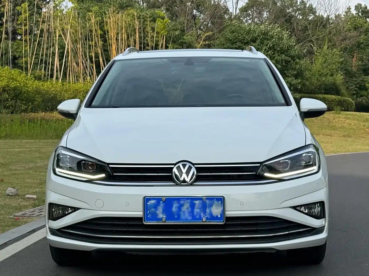 Golf Sportsvan 2020 280TSI Automatic Curiosity — миниатюра 2