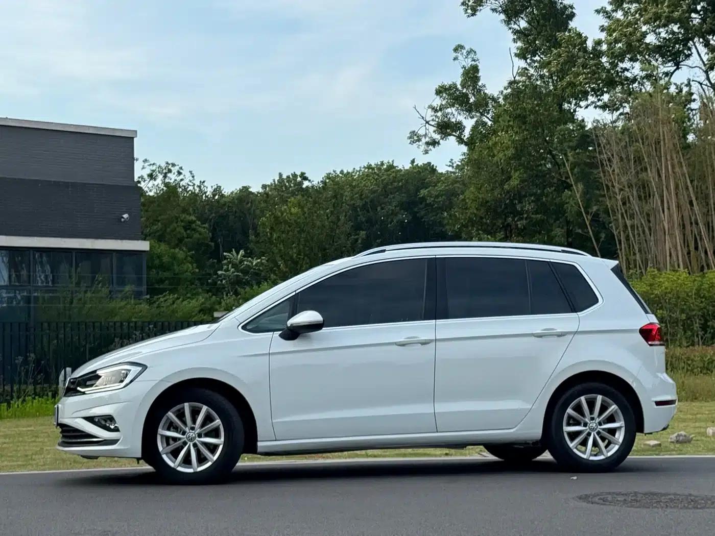 Golf Sportsvan 2020 280TSI Automatic Curiosity — миниатюра 3