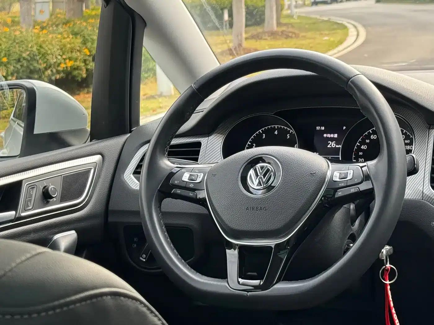 Golf Sportsvan 2020 280TSI Automatic Curiosity — миниатюра 8