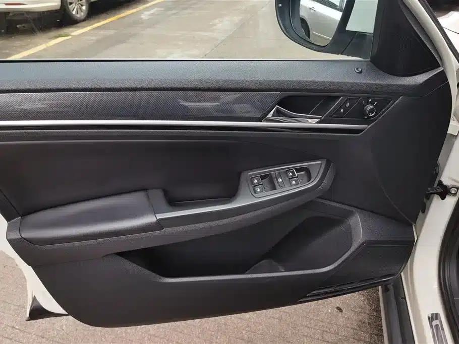 C-TREK 2017 1.6L Automatic Comfort Model — миниатюра 7