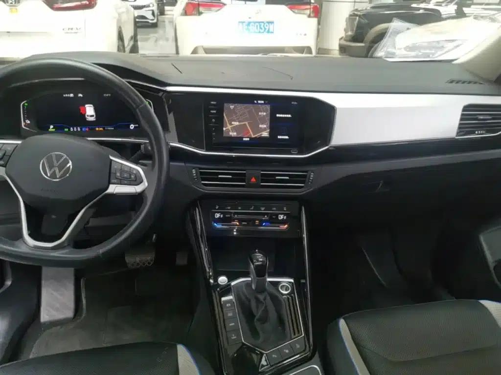 Tayron PHEV 2020 1.4T Premium Edition — миниатюра 13