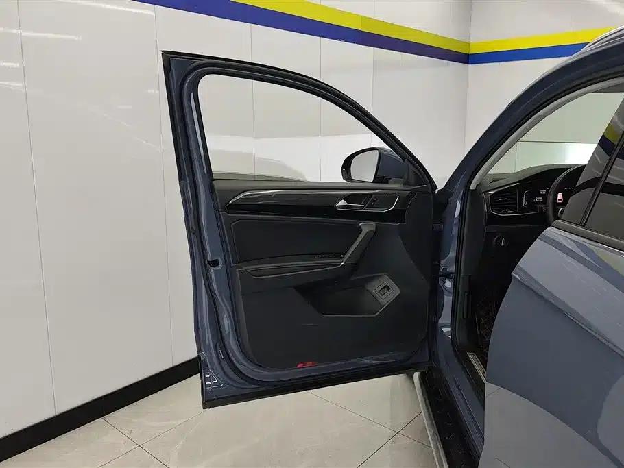 Tayron X 2020 330TSI 2WD Premium Intelligent Edition — миниатюра 7