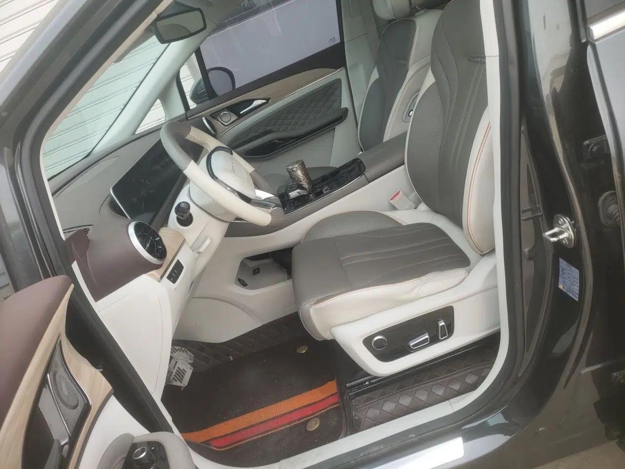 FORTHING Yacht 2022 1.5T DCT Lan Yue Edition — миниатюра 15