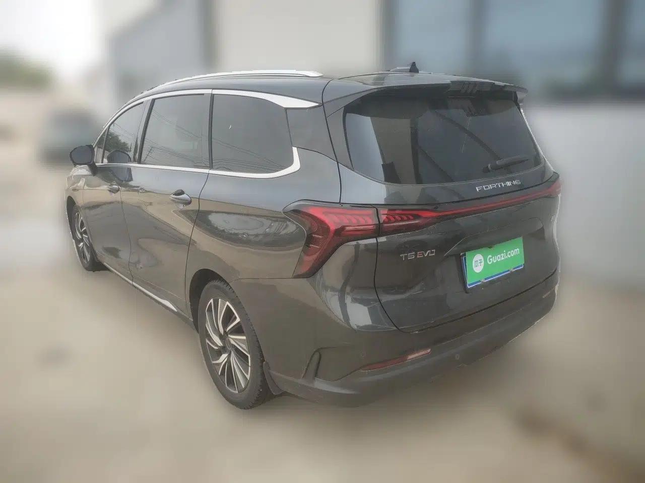FORTHING Yacht 2022 1.5T DCT Lan Yue Edition — миниатюра 4