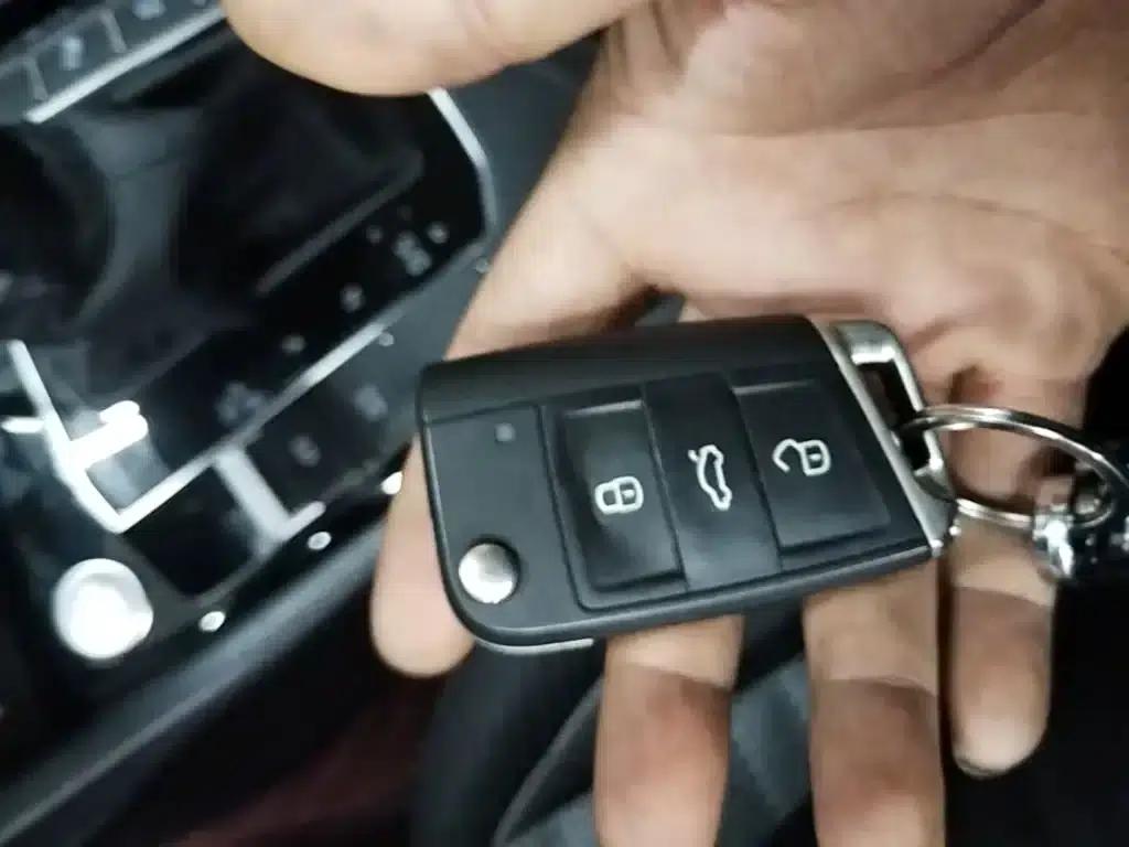 Tiguan X 2023 Facelift 330TSI 2WD Flagship Edition — миниатюра 9