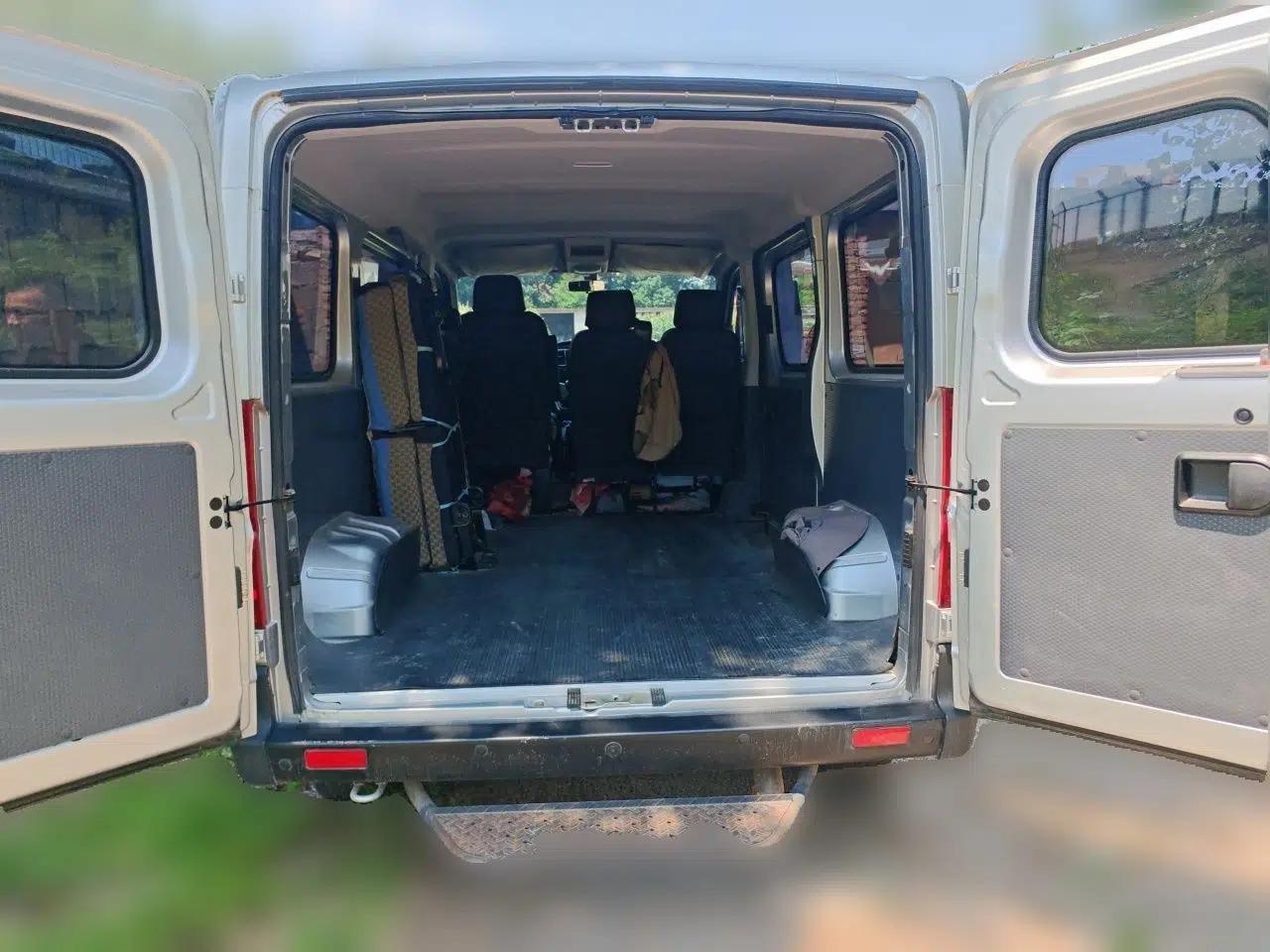 Dongfeng Yufeng EM27 — миниатюра 19
