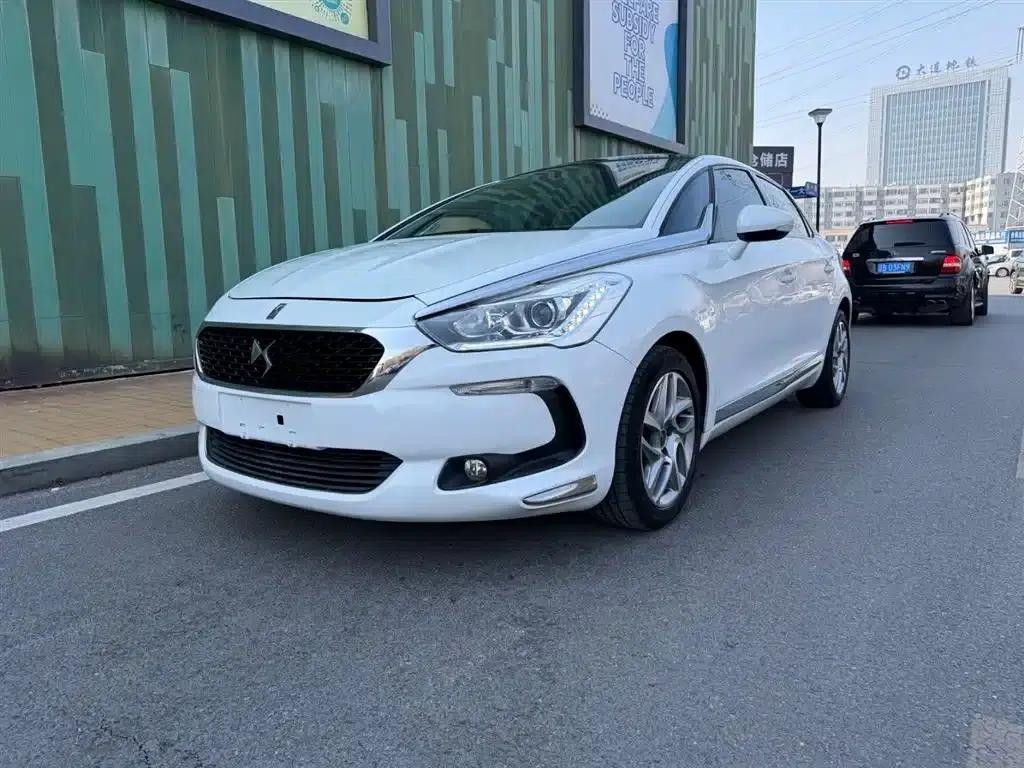 DS 5 2014 1.6T Elegant Edition THP160 — миниатюра 1