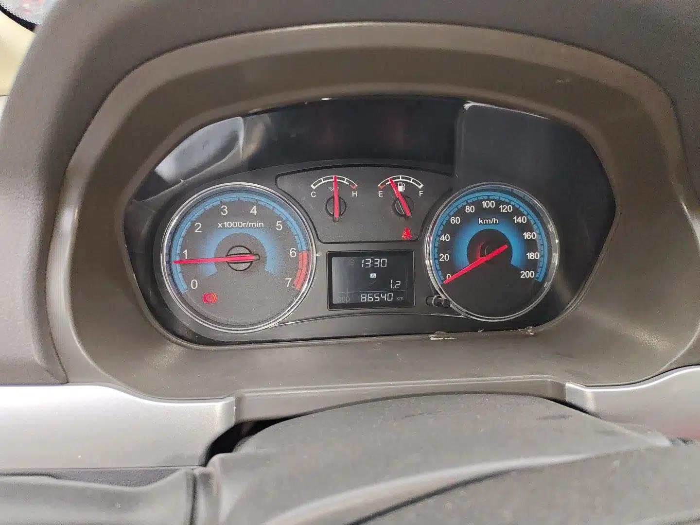 Dongfeng Fengon 360 2015 1.5L Manual Comfort 7-Seater National Emission Standard V — миниатюра 11