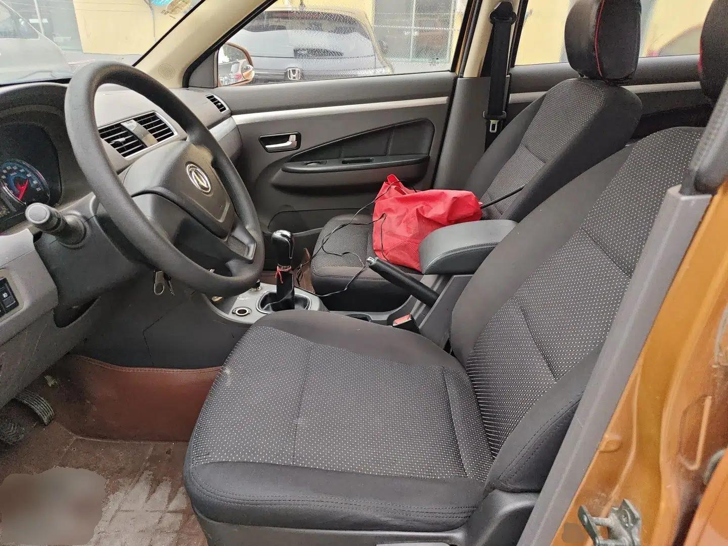 Dongfeng Fengon 360 2015 1.5L Manual Comfort 7-Seater National Emission Standard V — миниатюра 15