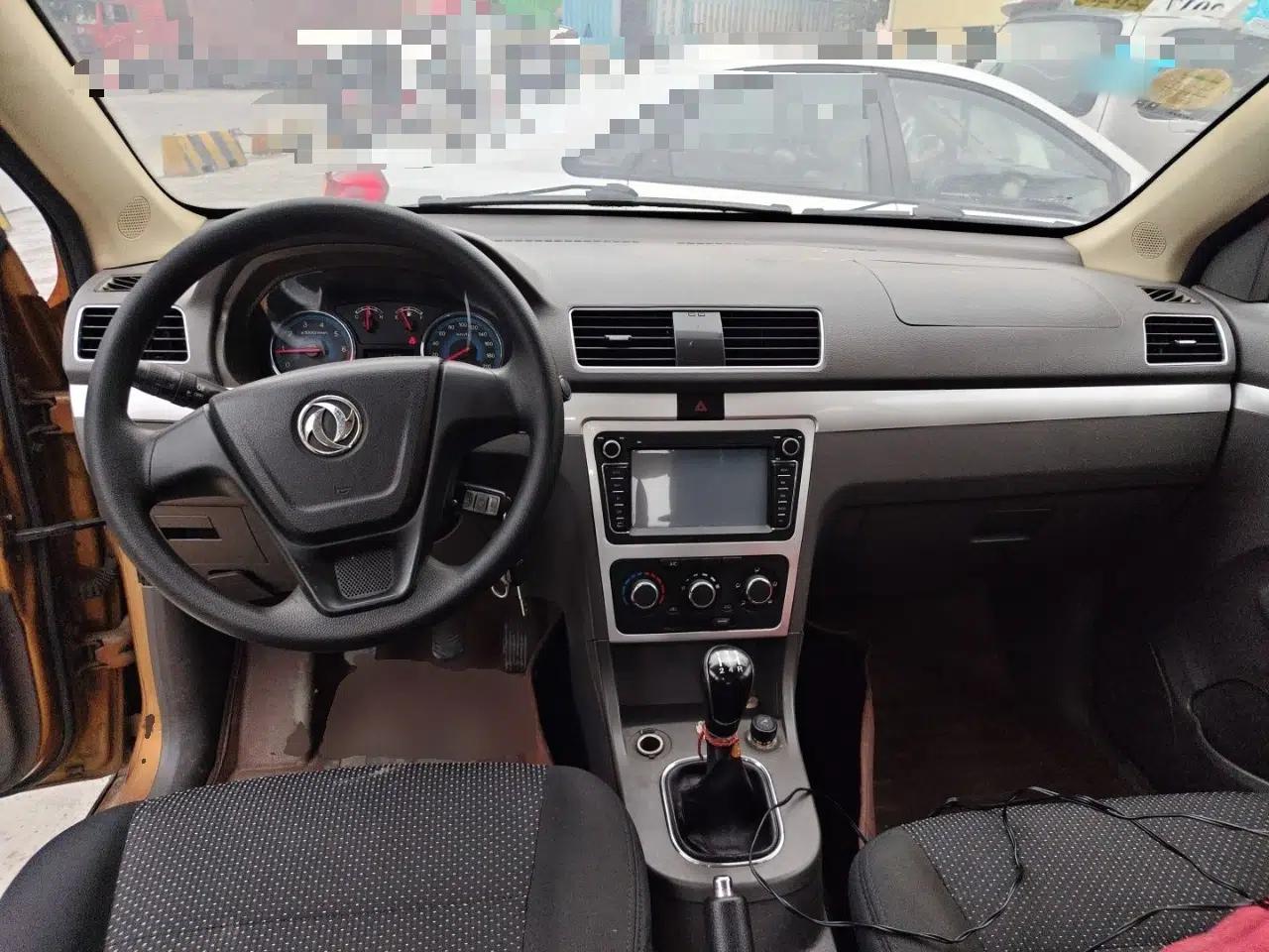Dongfeng Fengon 360 2015 1.5L Manual Comfort 7-Seater National Emission Standard V — миниатюра 9