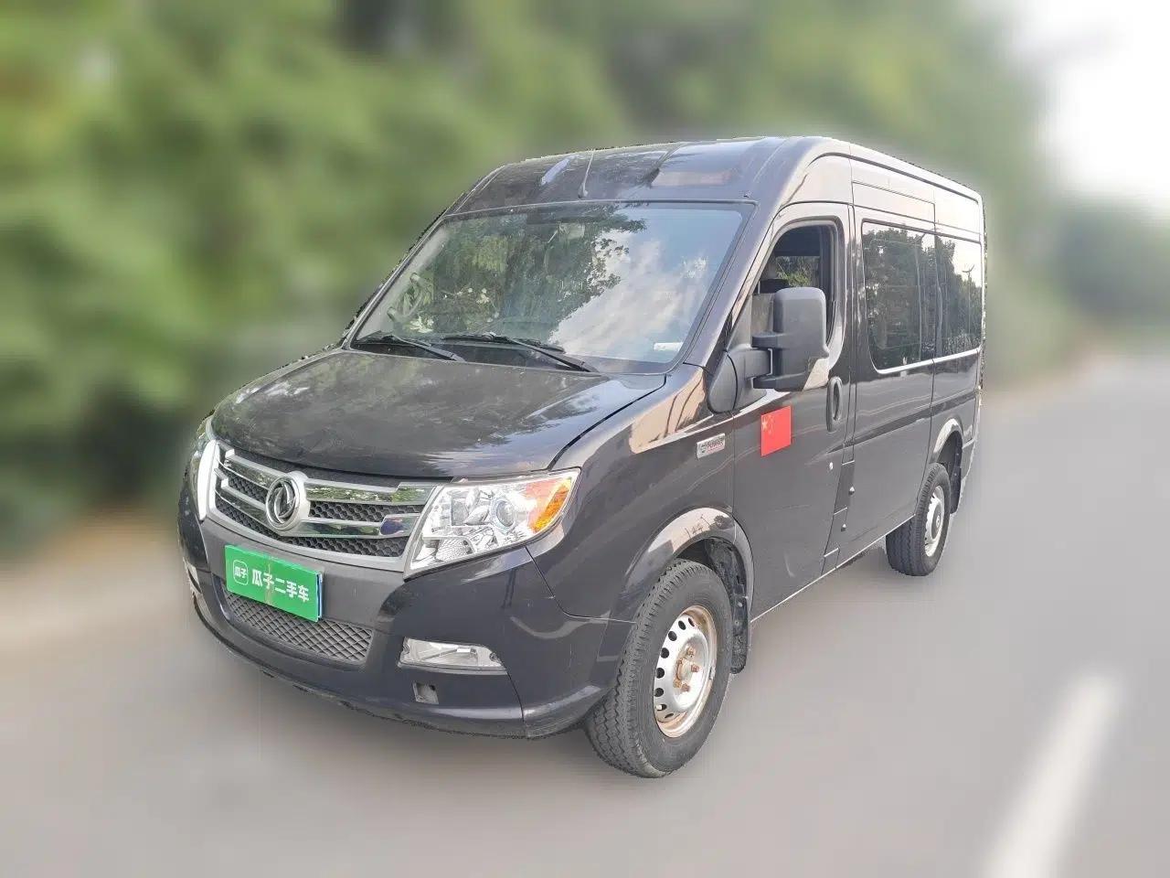 Dongfeng Yufeng 2018 2.5T Logistics Vehicle A100 Short Wheelbase Mid-Roof 5-9 Seater China V Standard ZD25 — миниатюра 1