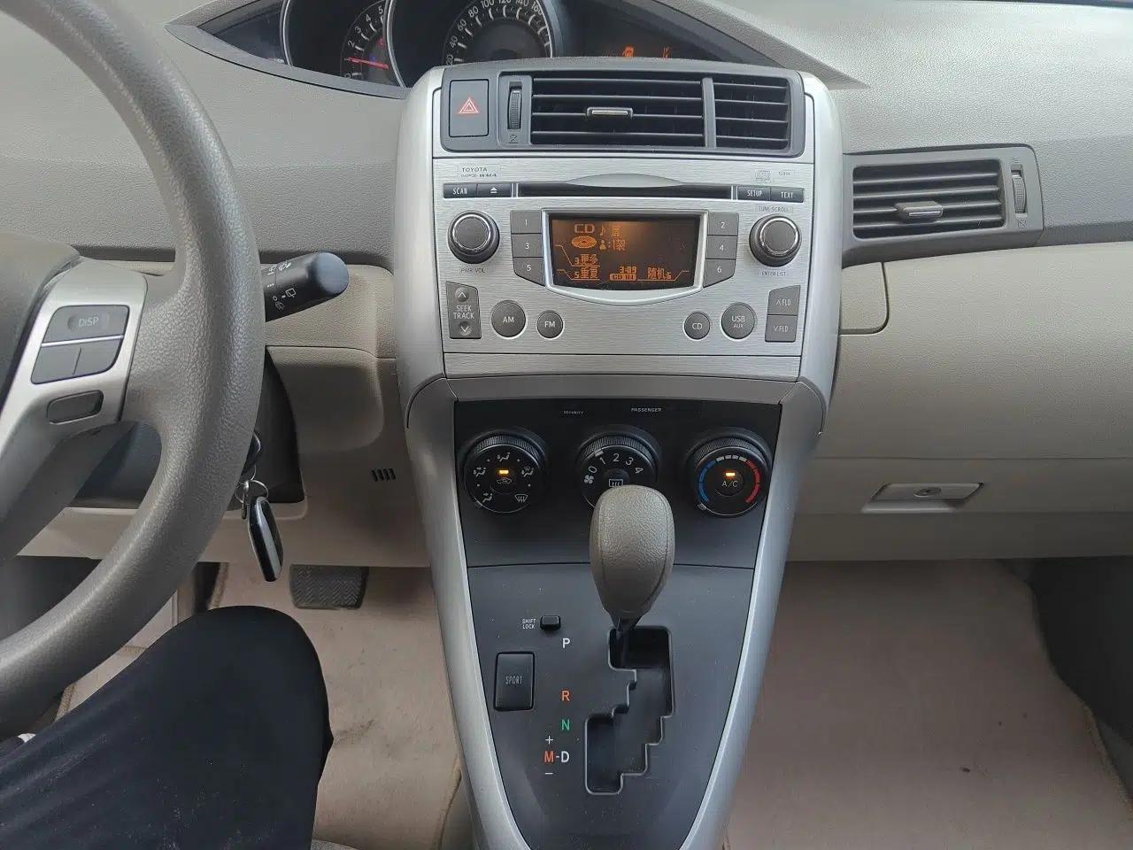 Toyota Verso 2014 Starlight 180E CVT Elite Edition — миниатюра 13