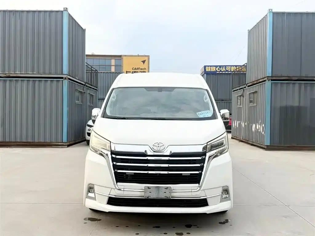 HIACE 2022款 3.5L 自动13座 — миниатюра 2