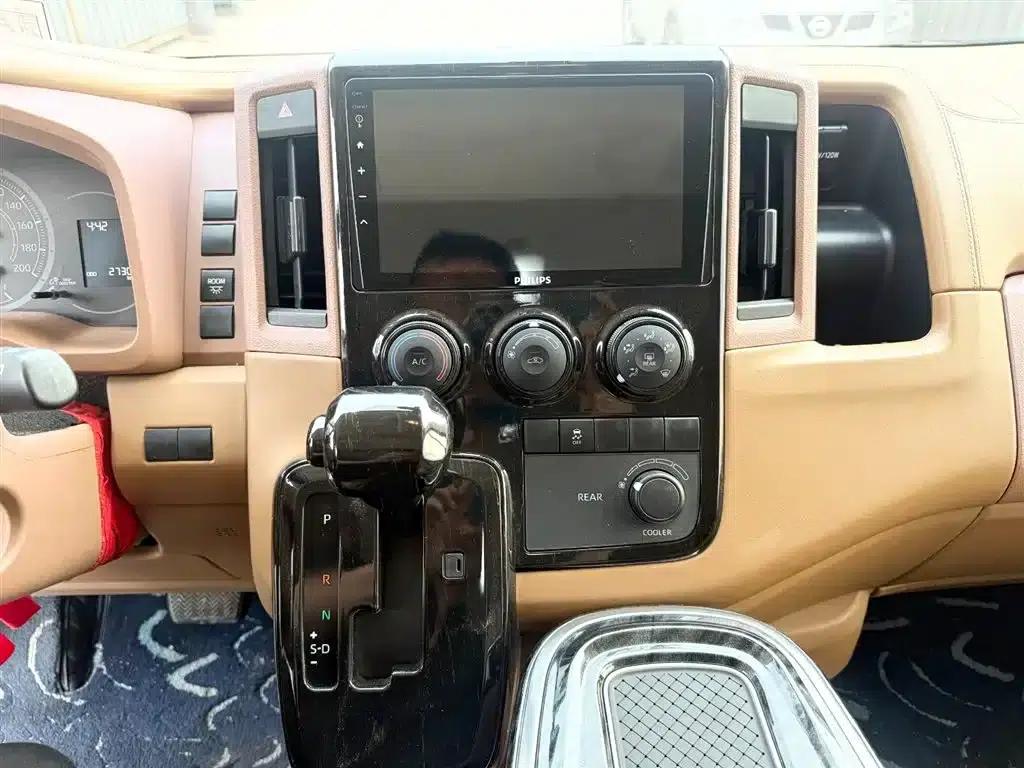 HIACE 2022款 3.5L 自动13座 — миниатюра 12
