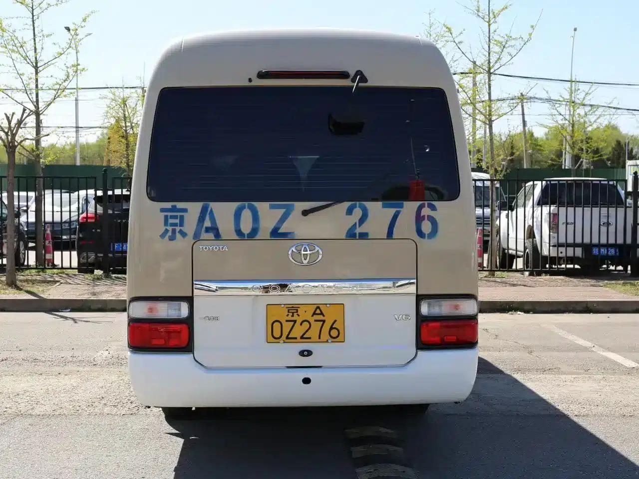 2019 Toyota Coaster 4.0L Luxury SUV GRB53L-ZEMNK 23-seat model with armrest 9GR — миниатюра 7