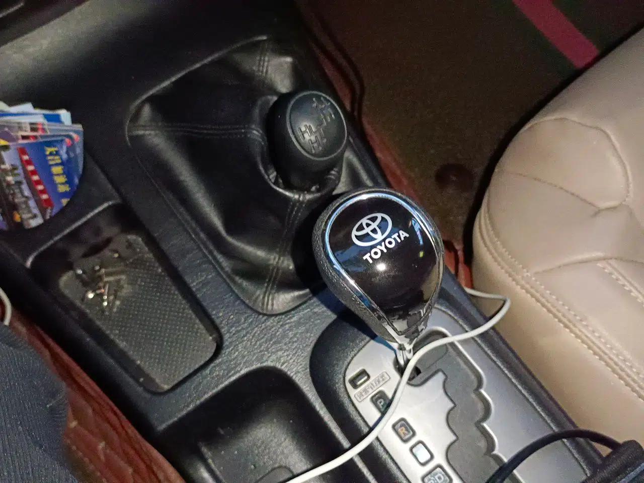 Toyota Fortuner 2015 2.7L Standard Edition — миниатюра 14