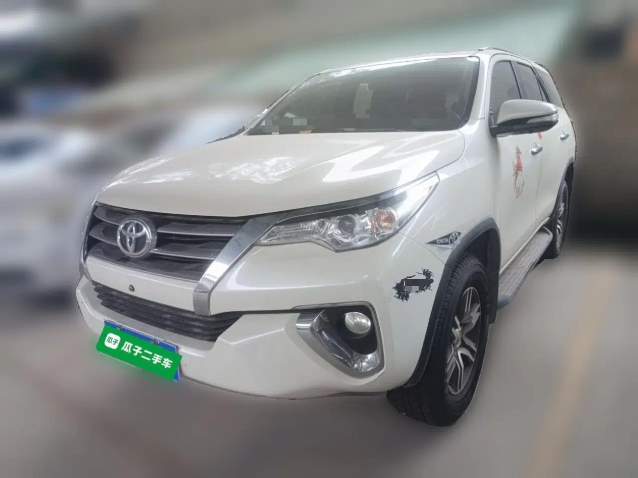 Toyota Fortuner 2016 2.7L Middle East Version — миниатюра 1