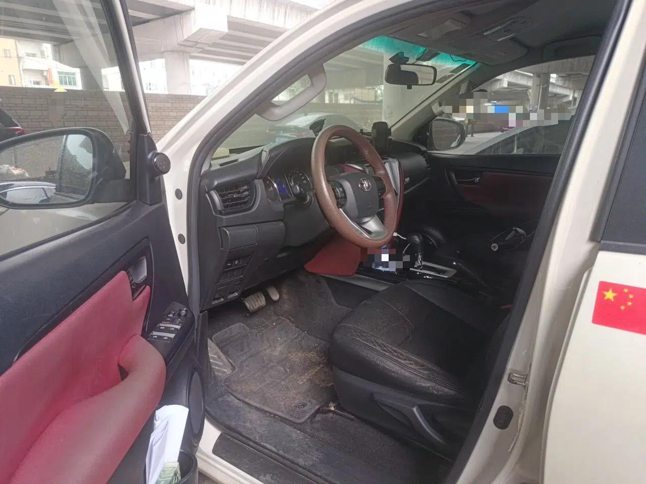 Toyota Fortuner 2016 2.7L Middle East Version — миниатюра 16