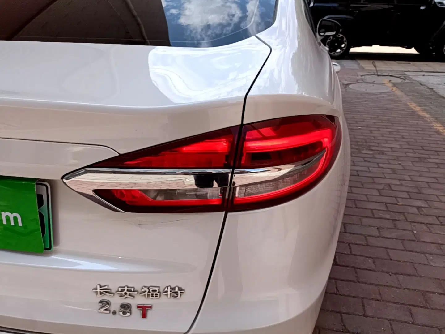 Ford Mondeo New Energy 2018 2.0 PHEV Smart-Controlled Fashion Edition China VI Standard — миниатюра 9
