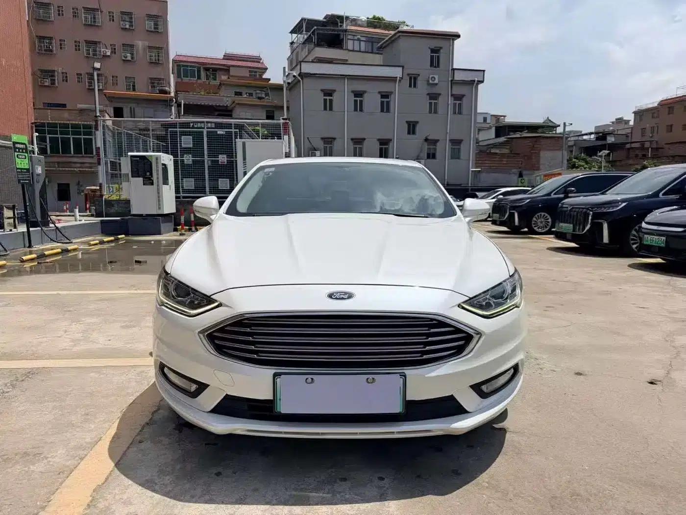 Mondeo PHEV 2018 2.0 PHEV Smart Edition — миниатюра 2