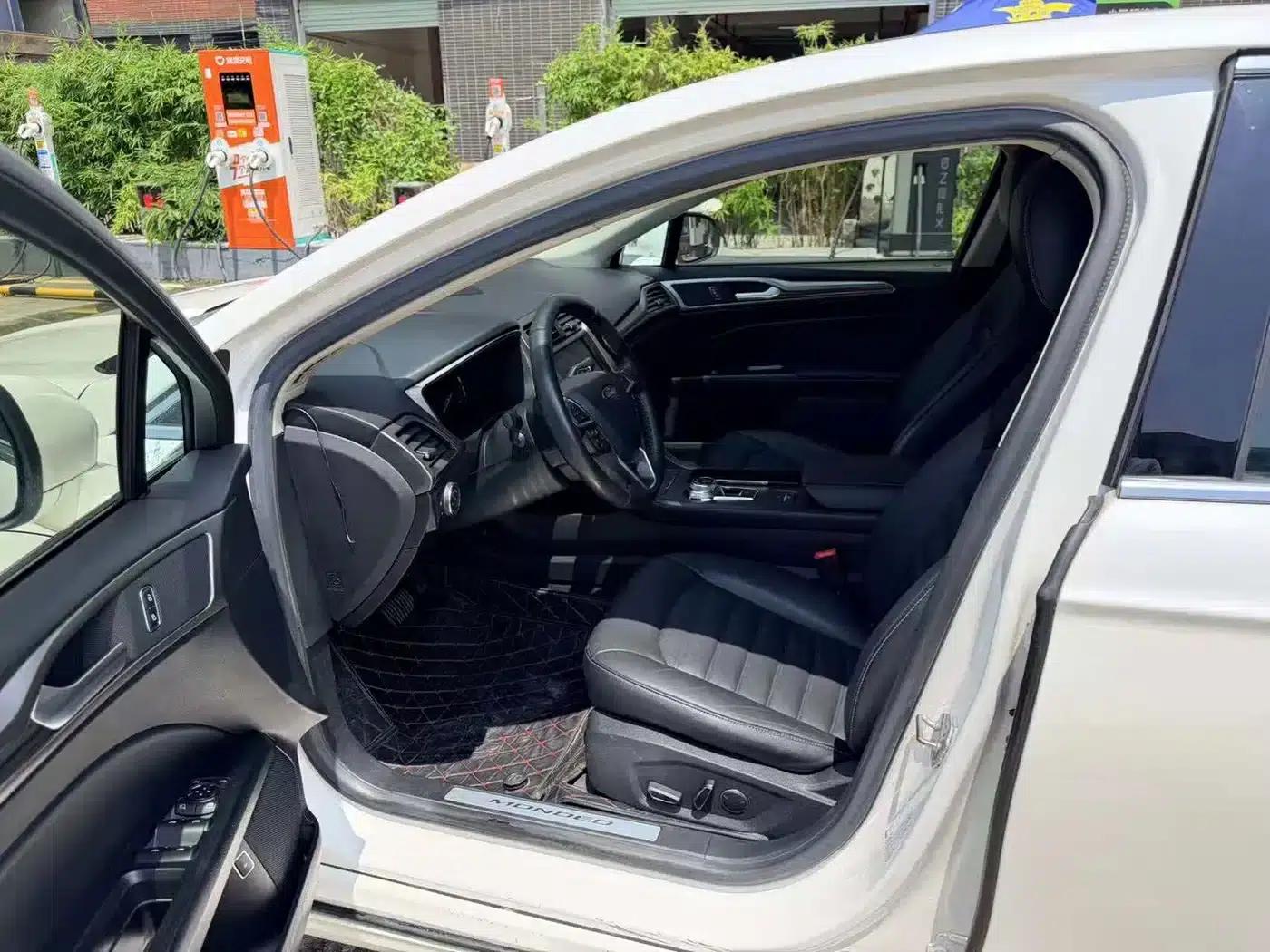 Mondeo PHEV 2018 2.0 PHEV Smart Edition — миниатюра 7