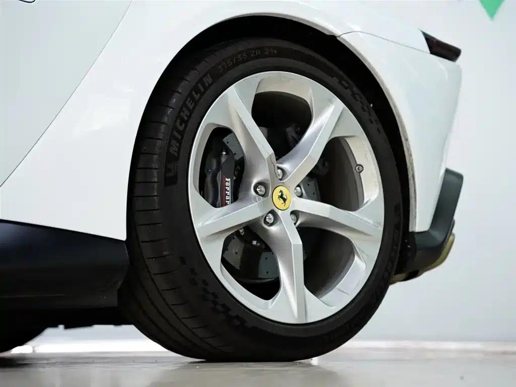 Ferrari 12 Cilindri 2024 6.5L Spider — миниатюра 25