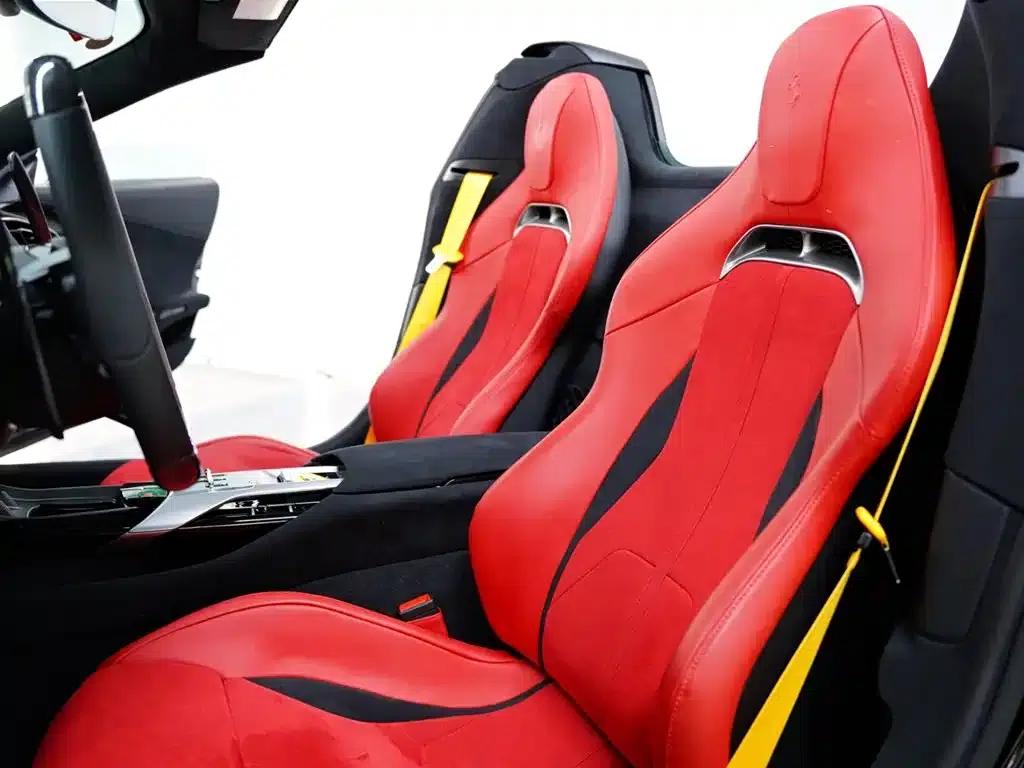 Ferrari 12 Cilindri 2024 6.5L Spider — миниатюра 28