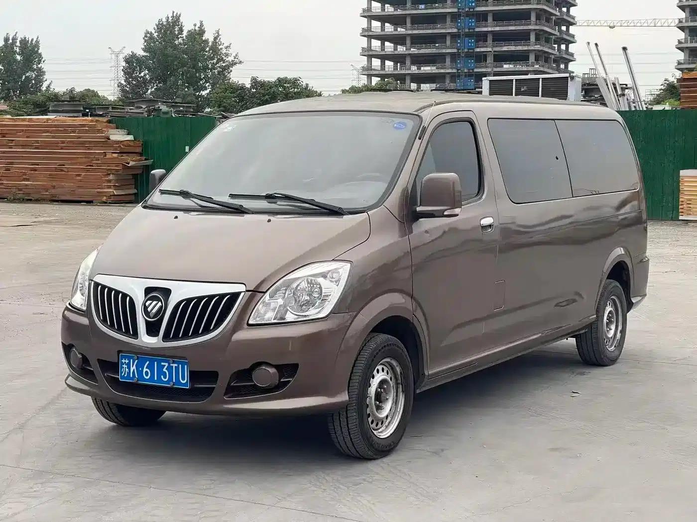 Fengjing G5 2020 Model 2.0L Long Wheelbase Flat Roof 6-Seater Multipurpose Passenger Vehicle 1TZS — миниатюра 1