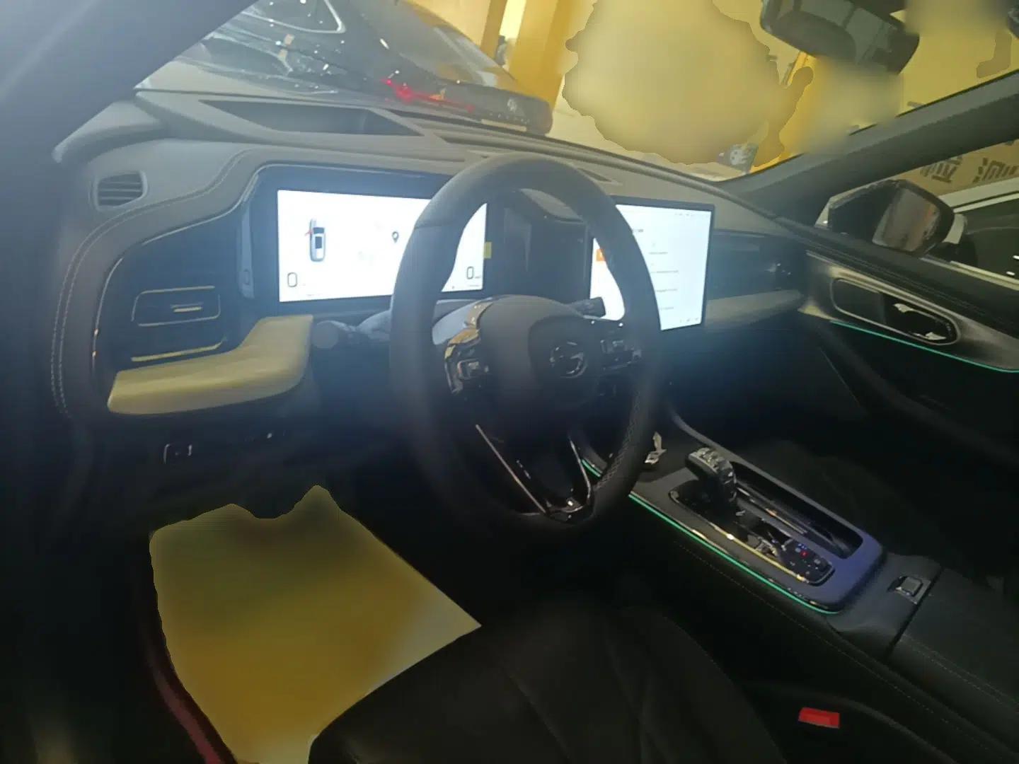 GAC Trumpchi ES9 2024 PHEV with 143 km Max — миниатюра 12