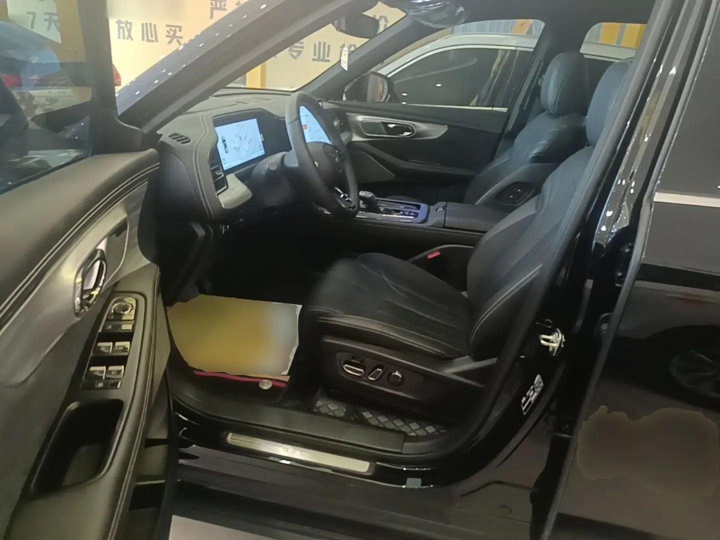 GAC Trumpchi ES9 2024 PHEV with 143 km Max — миниатюра 17