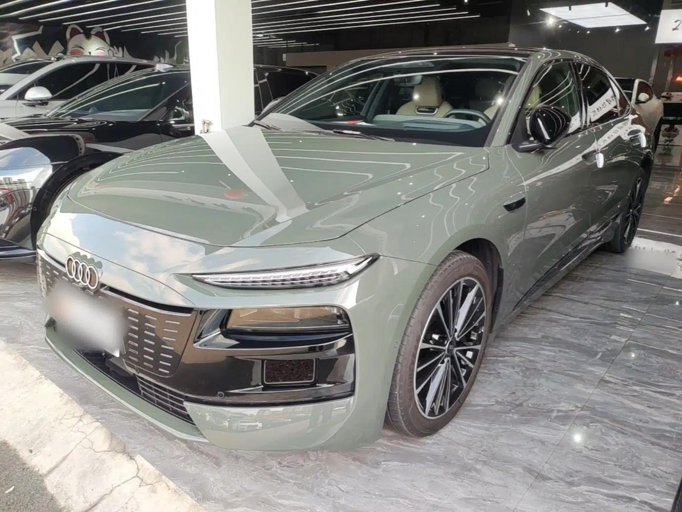 Audi A6L e-tron 2026 Model First Launch Qiankun Smart Driving Edition — миниатюра 1
