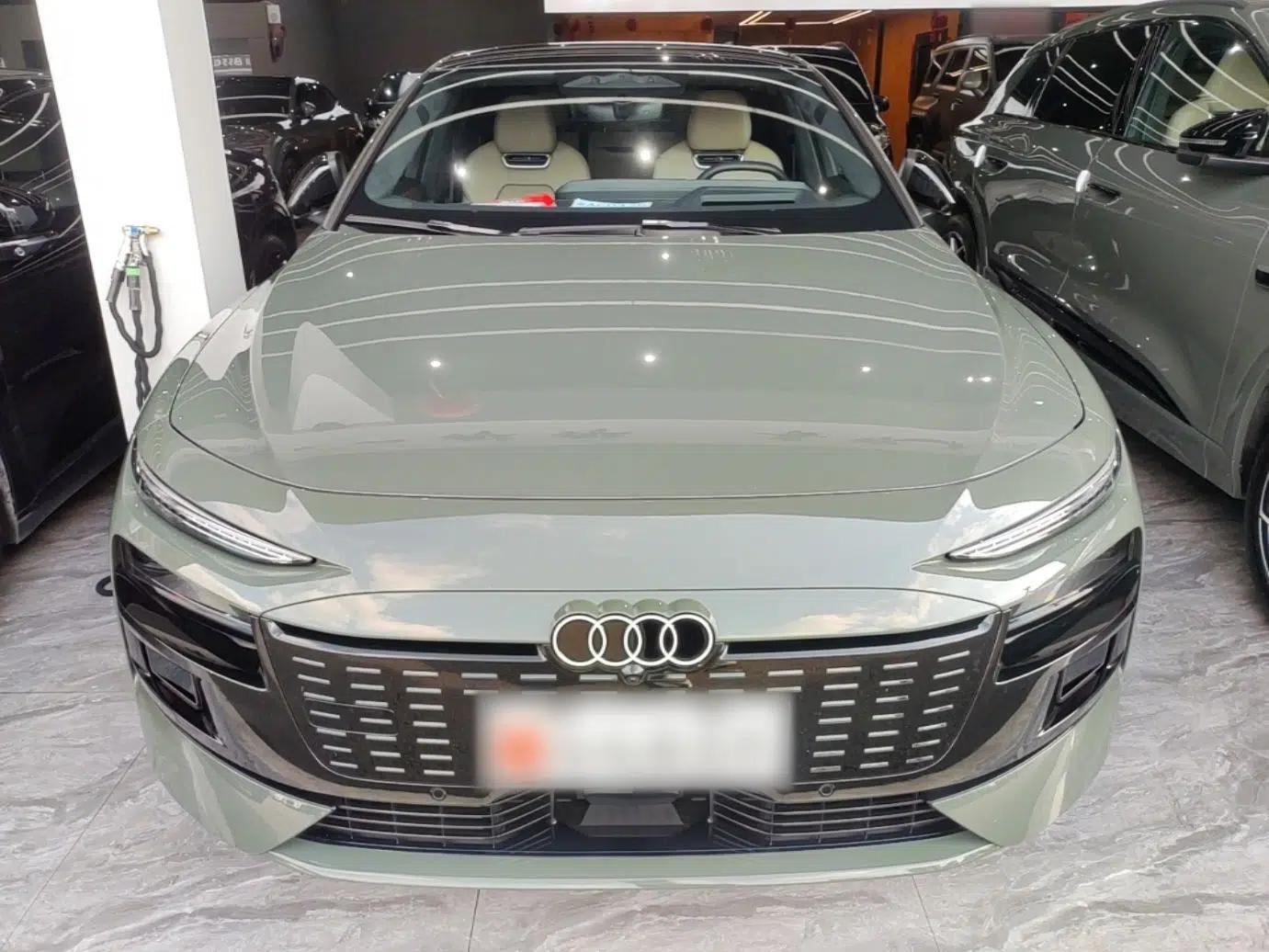 Audi A6L e-tron 2026 Model First Launch Qiankun Smart Driving Edition — миниатюра 2