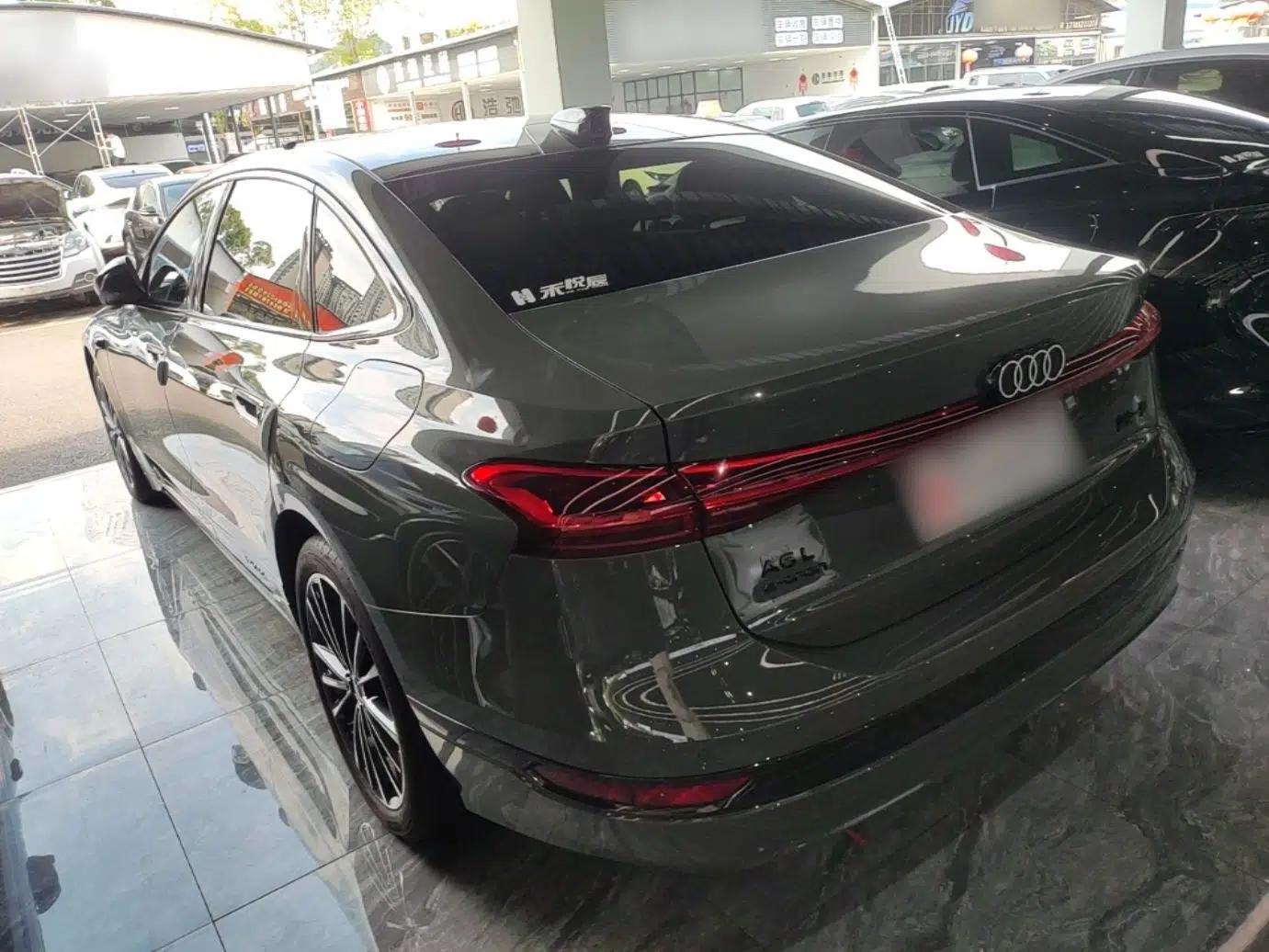 Audi A6L e-tron 2026 Model First Launch Qiankun Smart Driving Edition — миниатюра 4