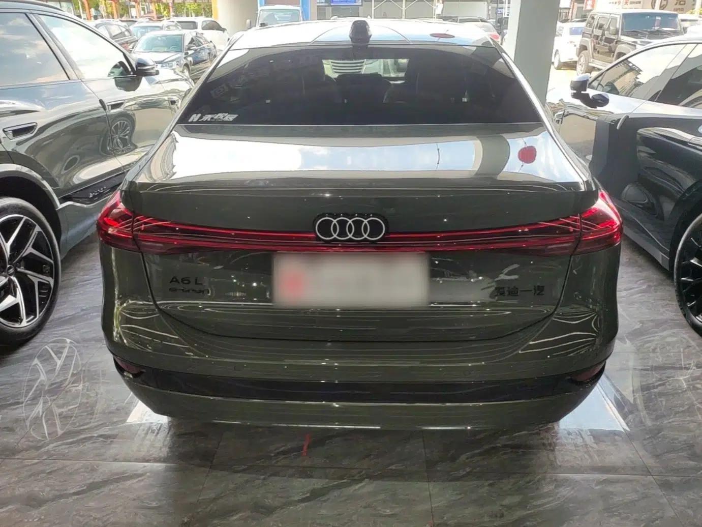 Audi A6L e-tron 2026 Model First Launch Qiankun Smart Driving Edition — миниатюра 5
