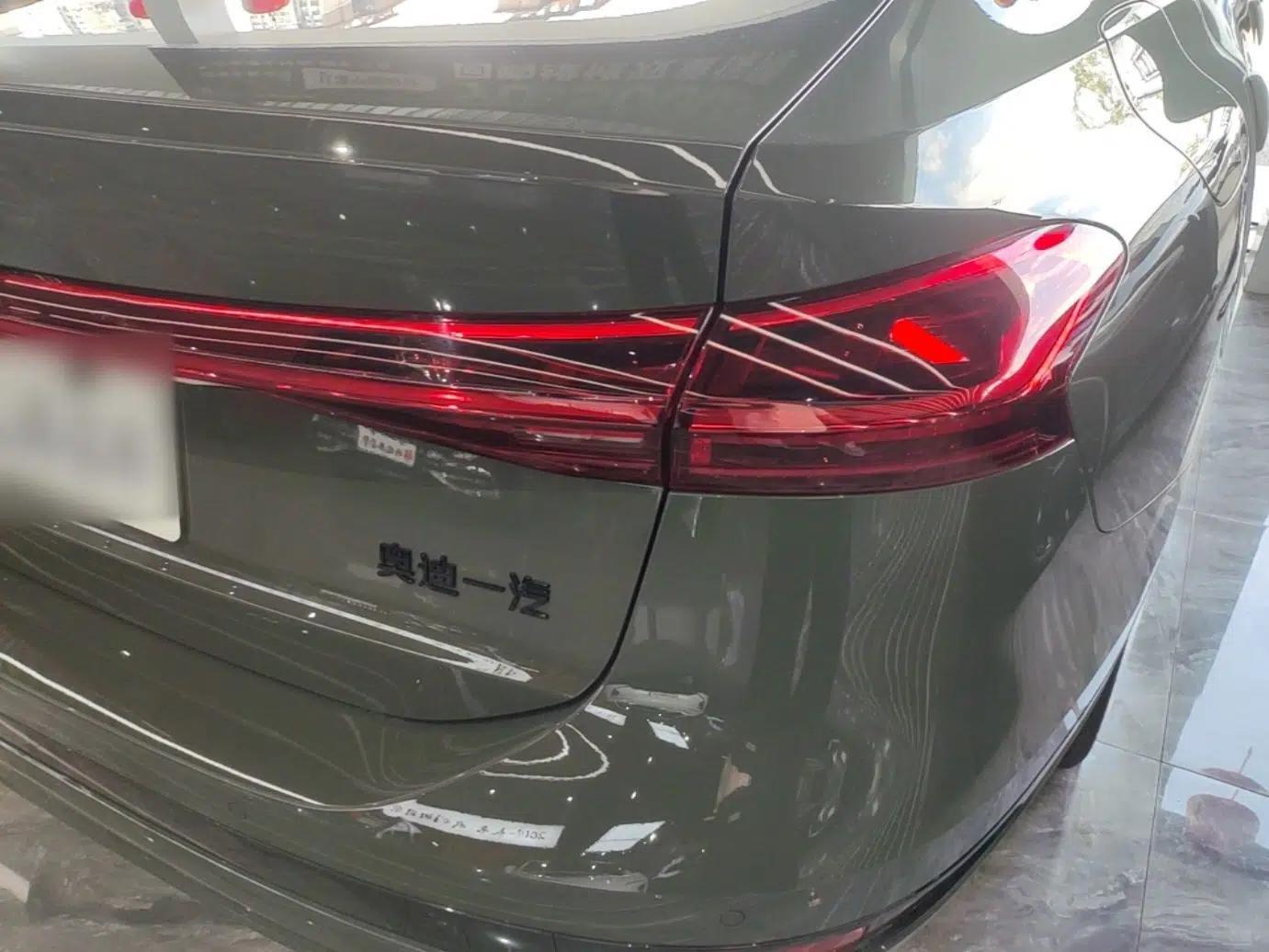Audi A6L e-tron 2026 Model First Launch Qiankun Smart Driving Edition — миниатюра 9