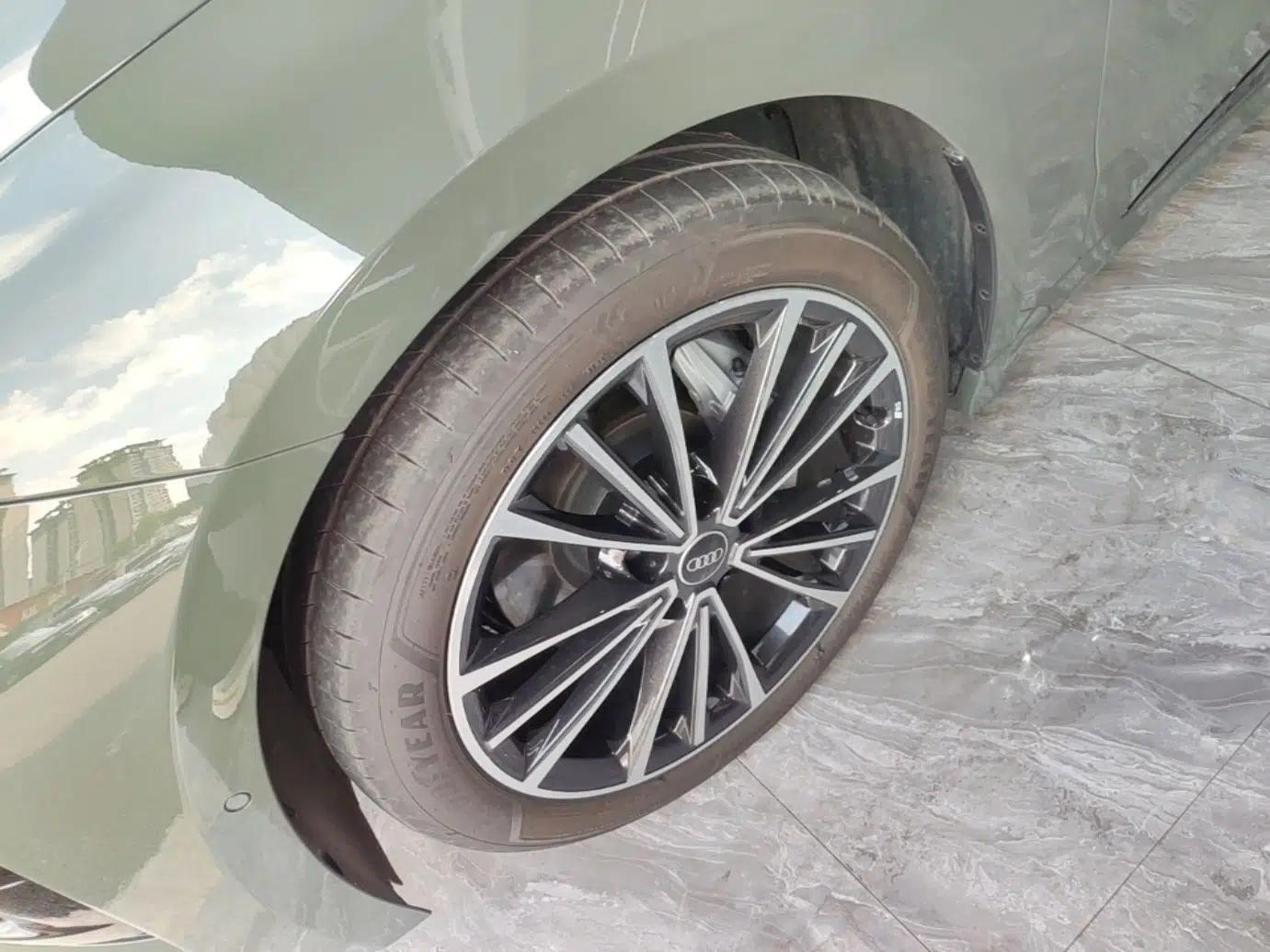 Audi A6L e-tron 2026 Model First Launch Qiankun Smart Driving Edition — миниатюра 10