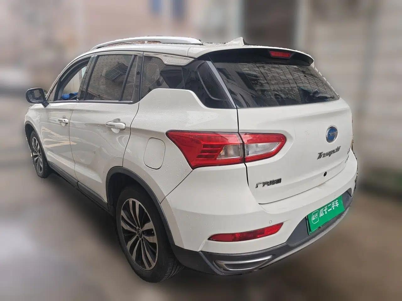 GAC Trumpchi GS4 New Energy 2017 1.5L PHEV Smart Enjoyment Edition — миниатюра 4