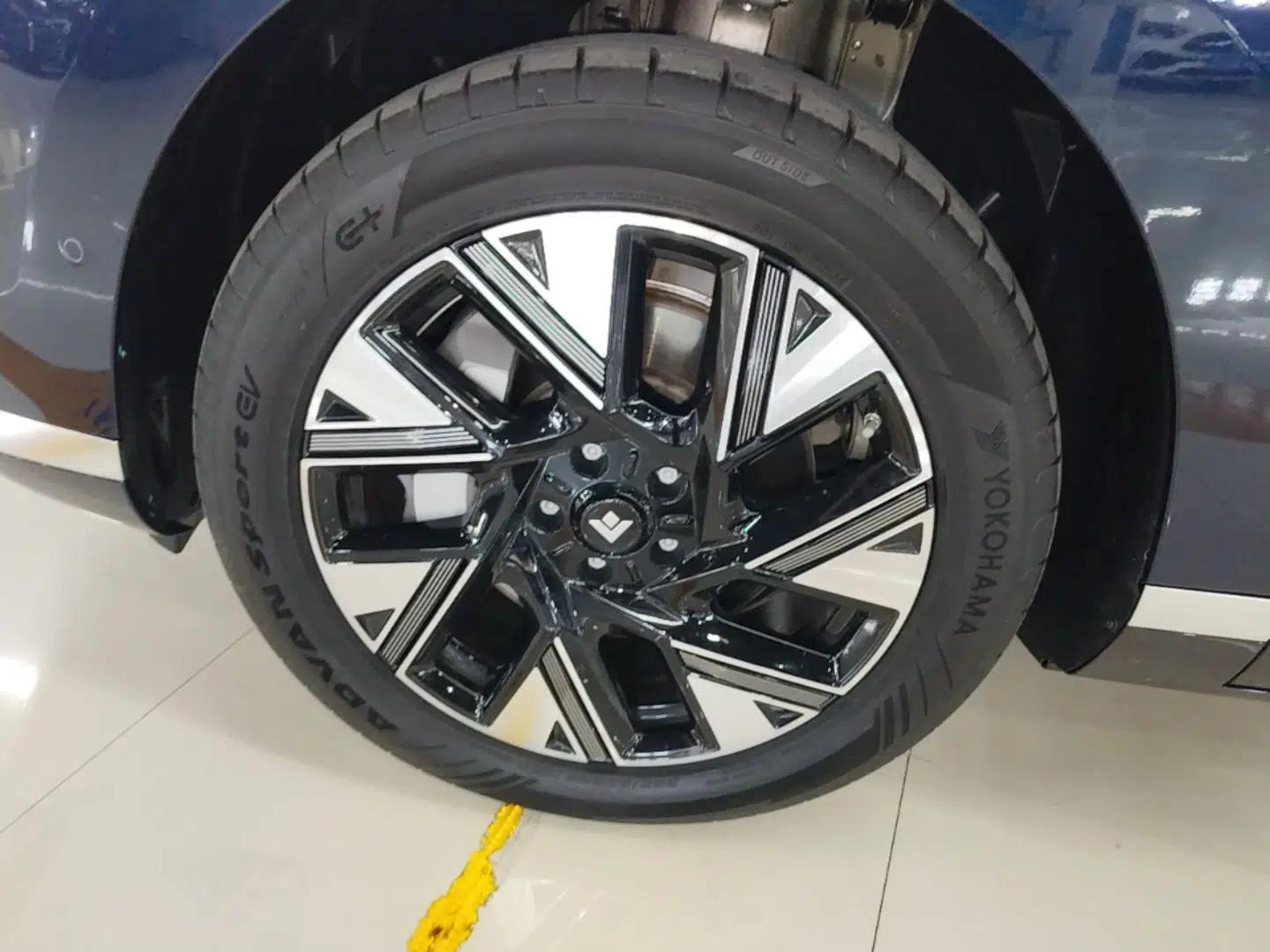 Hyptec HL 2025 Model 350 Pro Six-Seater LiDAR Edition — миниатюра 10