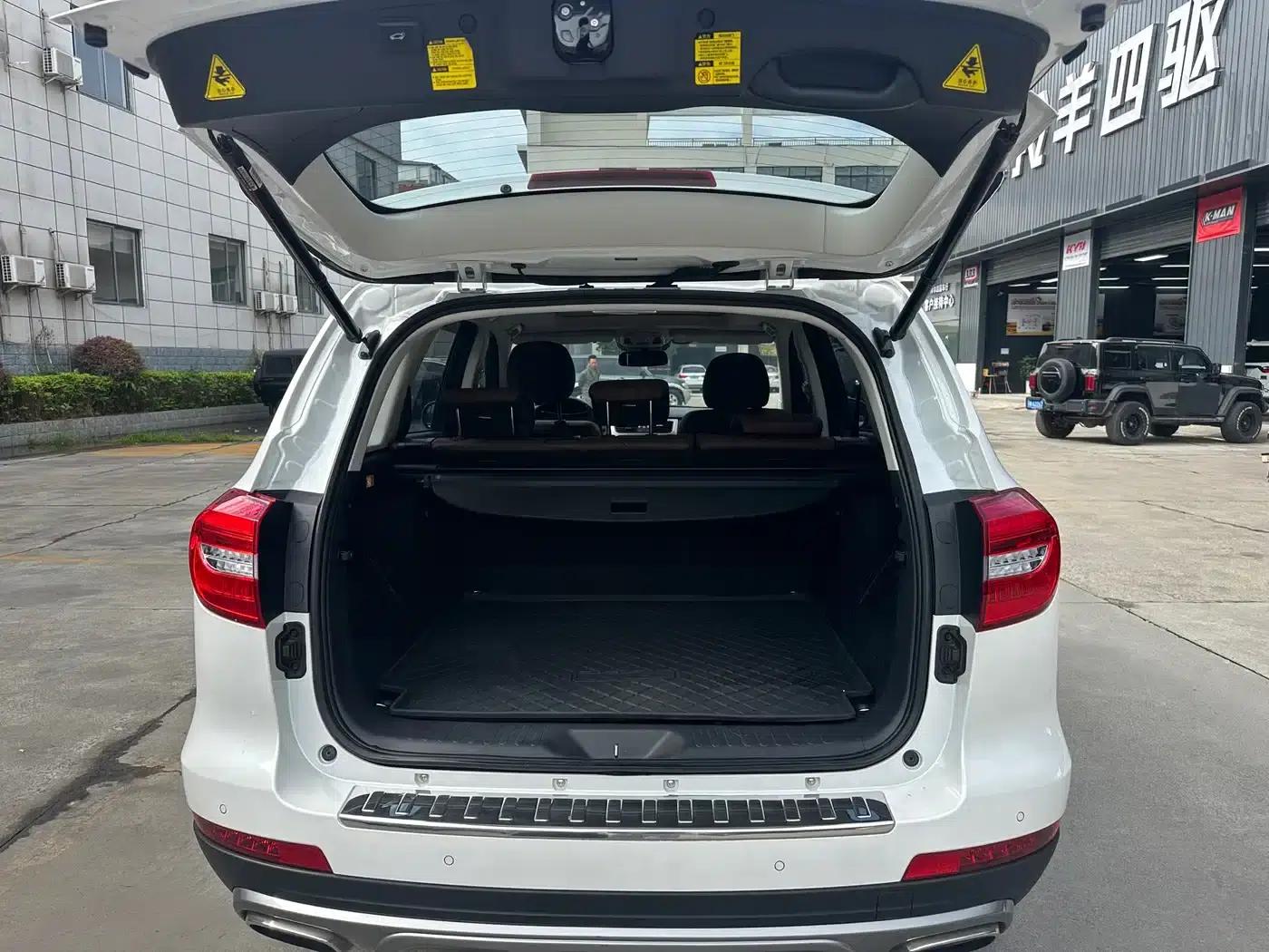 Haval H8 2017 2.0T Gasoline 4WD Smart Edition — миниатюра 15