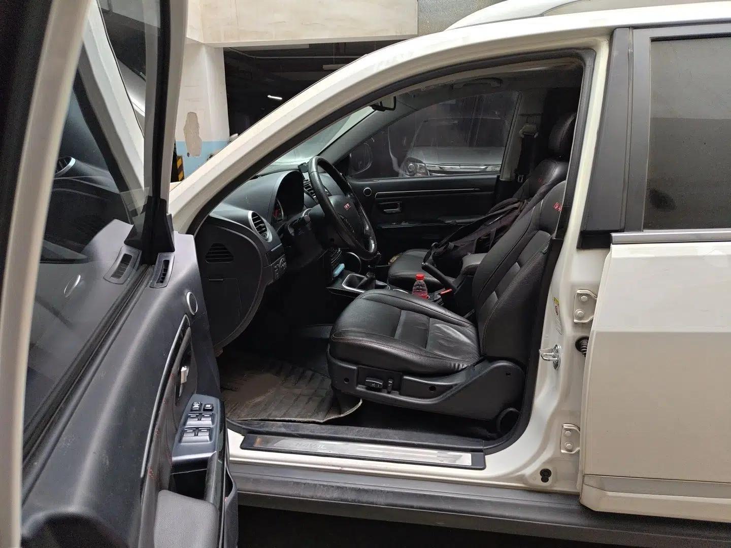 Haval H5 Classic 2015 2.0T Manual 4x4 Prestige Version — миниатюра 14