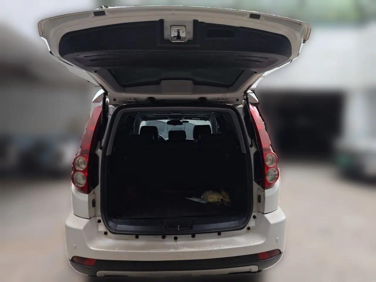 Haval H5 Classic 2015 2.0T Manual 4x4 Prestige Version — миниатюра 16