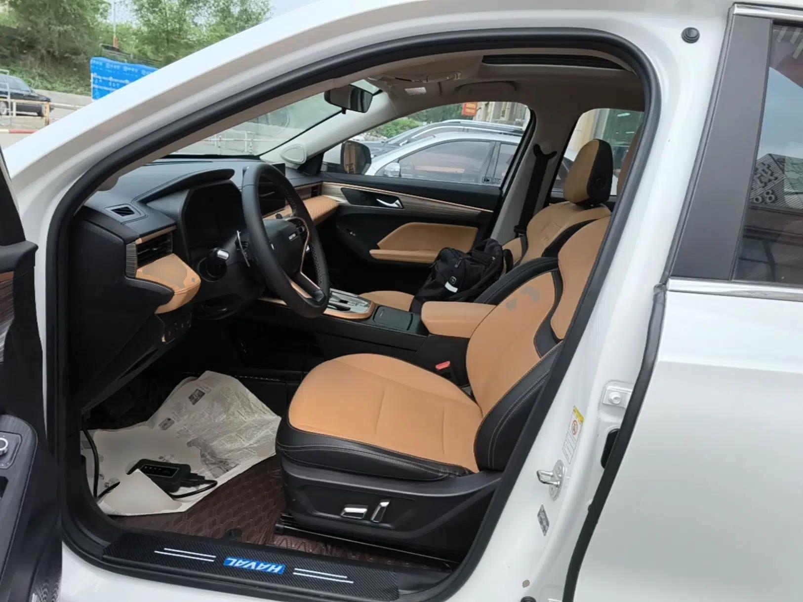 Haval JOLION 2021 1.5T Automatic Grand Three-Volume Version — миниатюра 17