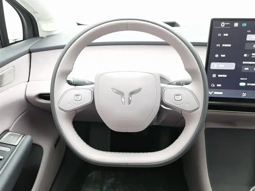 Hongqi Tiangong 05 2025 750 Smart Selection Edition — миниатюра 11