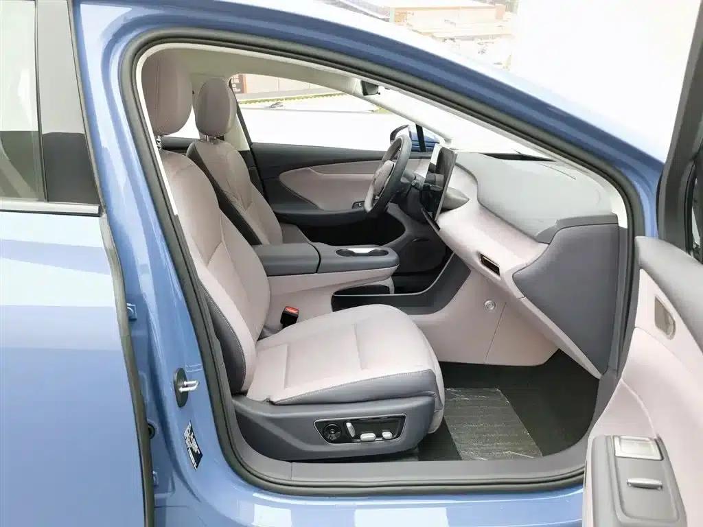 Hongqi Tiangong 05 2025 750 Smart Selection Edition — миниатюра 23