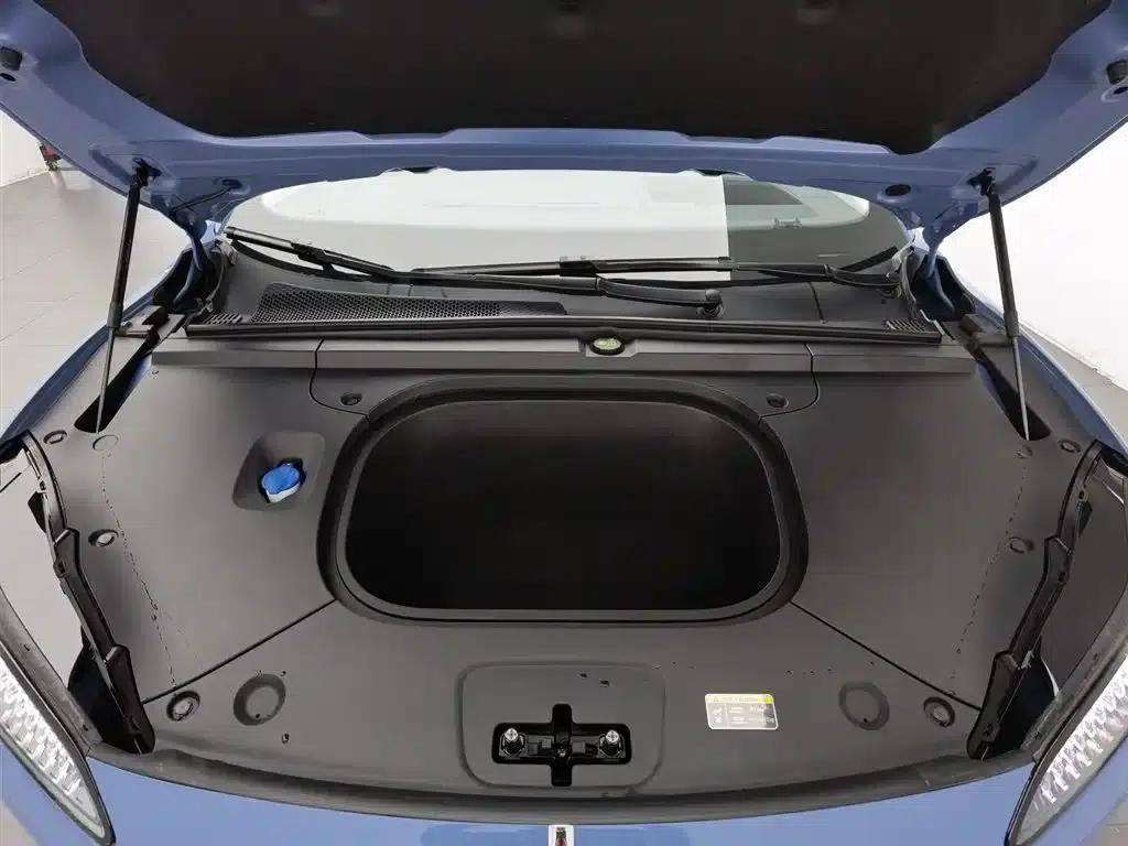 Hongqi Tiangong 05 2025 750 Smart Selection Edition — миниатюра 6