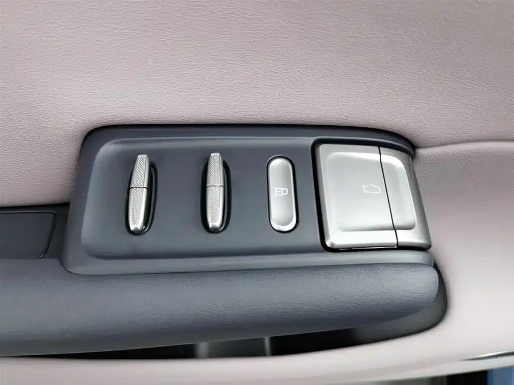 Hongqi Tiangong 05 2025 750 Smart Selection Edition — миниатюра 9